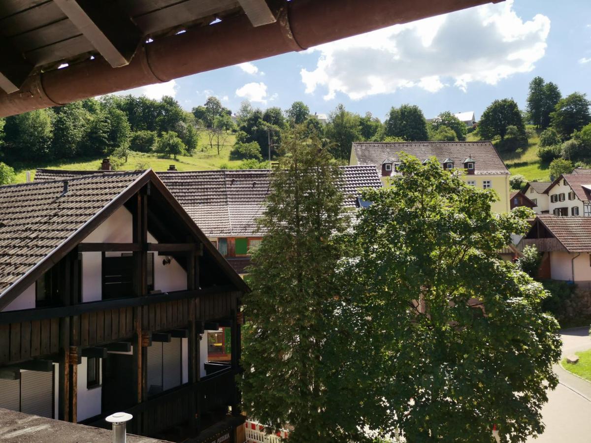Hotel Grüner Baum - Melissone Italian Restaurant Weisenbach Exterior foto